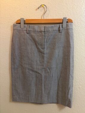 Theory Light Grey Pencil Skirt - Tailored Office Staple